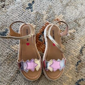Steve Madden Kids' Metallic Multicolor Platform Sandals